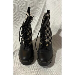 Antonio Melani Women's Chunk Heel Platform Booties Lace Up Black White Plaid 6.5